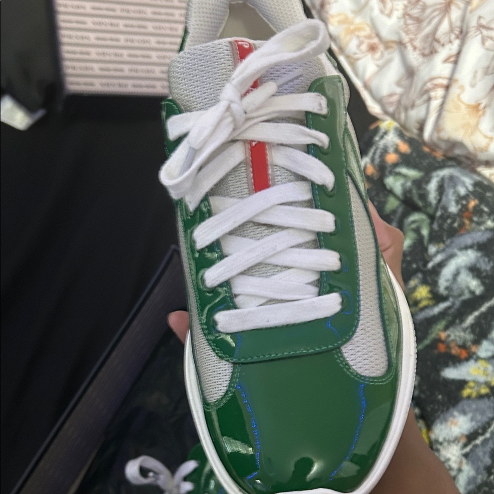 Prada Black Box with Red Accent - Picture 12 of 16